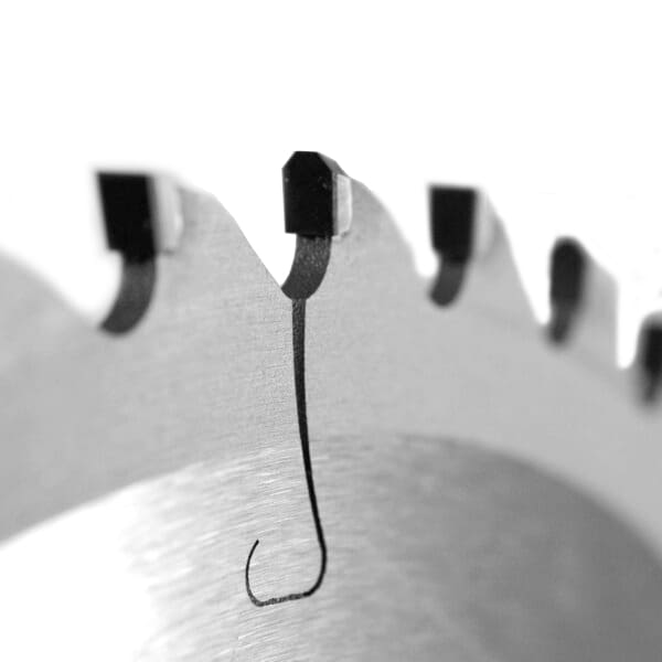 PCB saw blade cutting FR-4 laminate